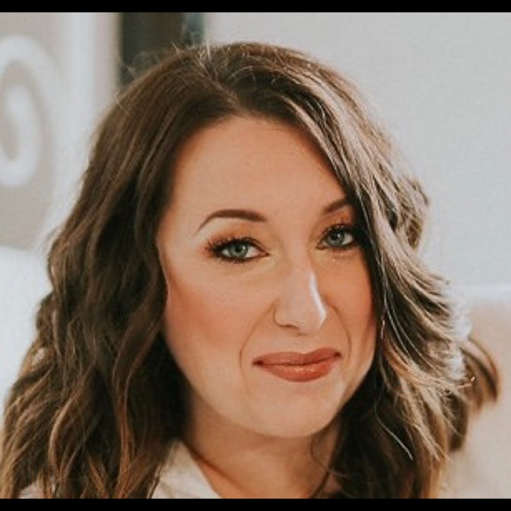 Meet your Posher, Renee